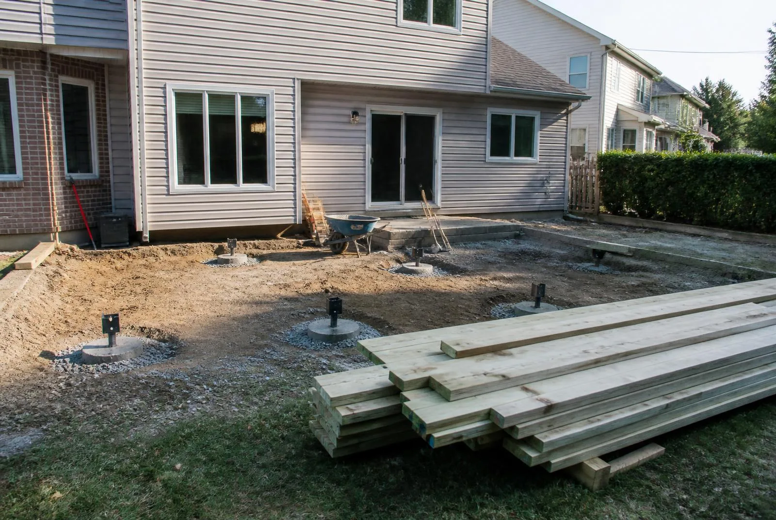 Decks and Patios build 4